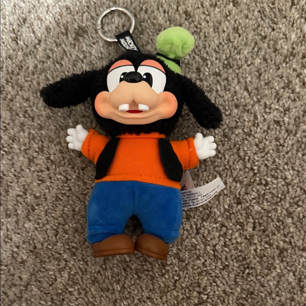 Disney Goofy Plush Keychain - Orange, Blue, Black, Green